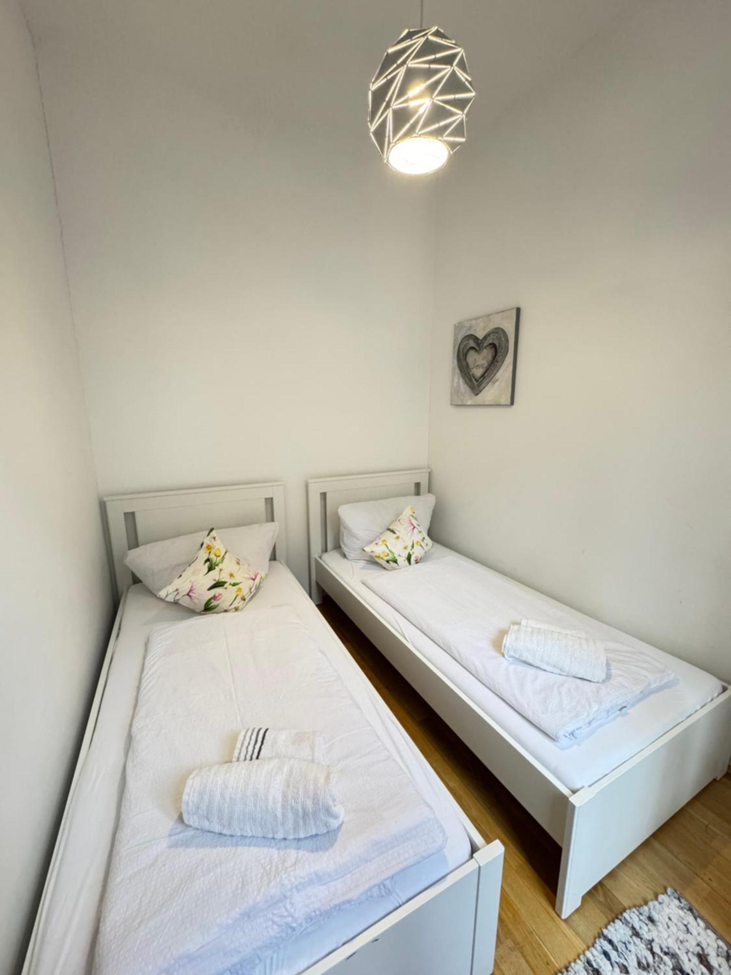 Charming Flat & Balcony Near Central Station L Bg5 Βιέννη Εξωτερικό φωτογραφία