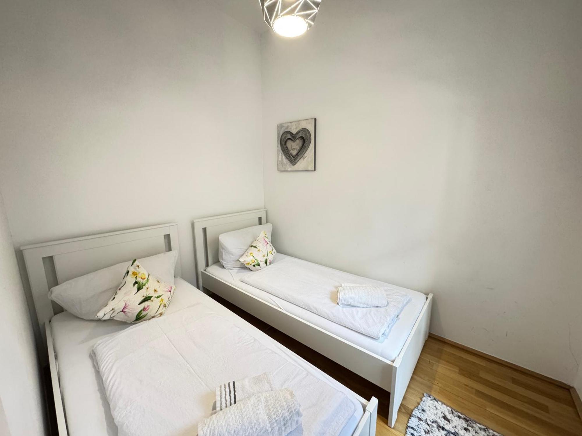 Charming Flat & Balcony Near Central Station L Bg5 Βιέννη Εξωτερικό φωτογραφία
